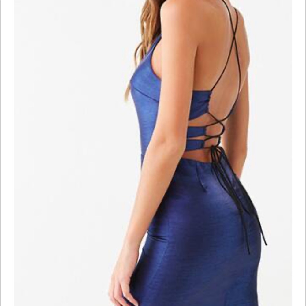 Lace-up bodycon dress